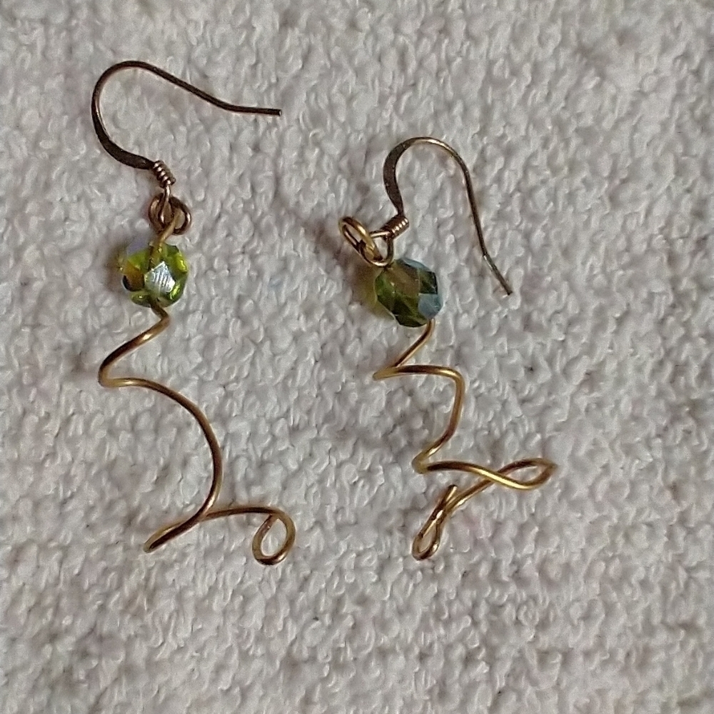 Goldtone spiral green beaded wire earrings